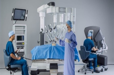 手術ロボット（DaVinci）
Intuitive　Surgical社
